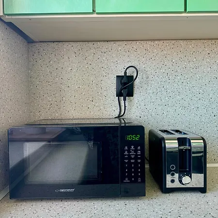 Anna Z Widokiem Na Morze Witomino *